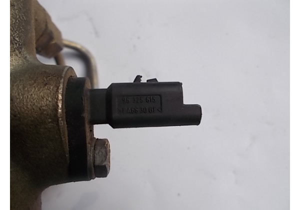 Датчик температури палива 2.0 хді Peugeot,Citroen , 96325615